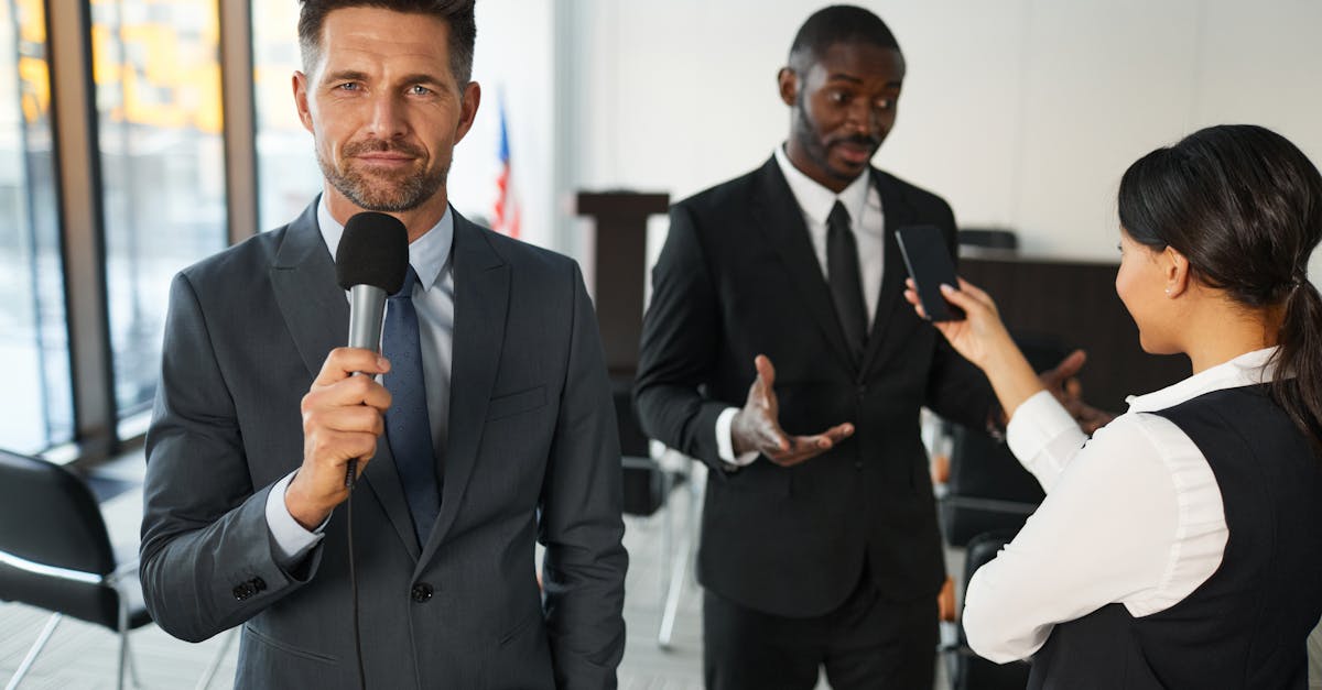 微信老号买卖：最适合新手的生意代理平台